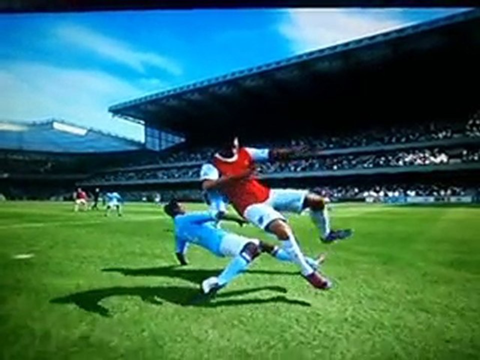 Défi Fifa n°27 // Tacle assassin on Fifa 11 sur Chamakh :p