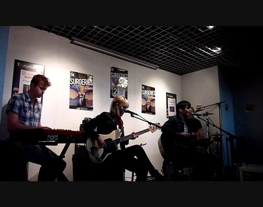 The Surgeries - Target (acoustique) Fnac Tours 2/10/2010