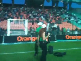 BurdiTV33 clip ambiance à mi-temps.