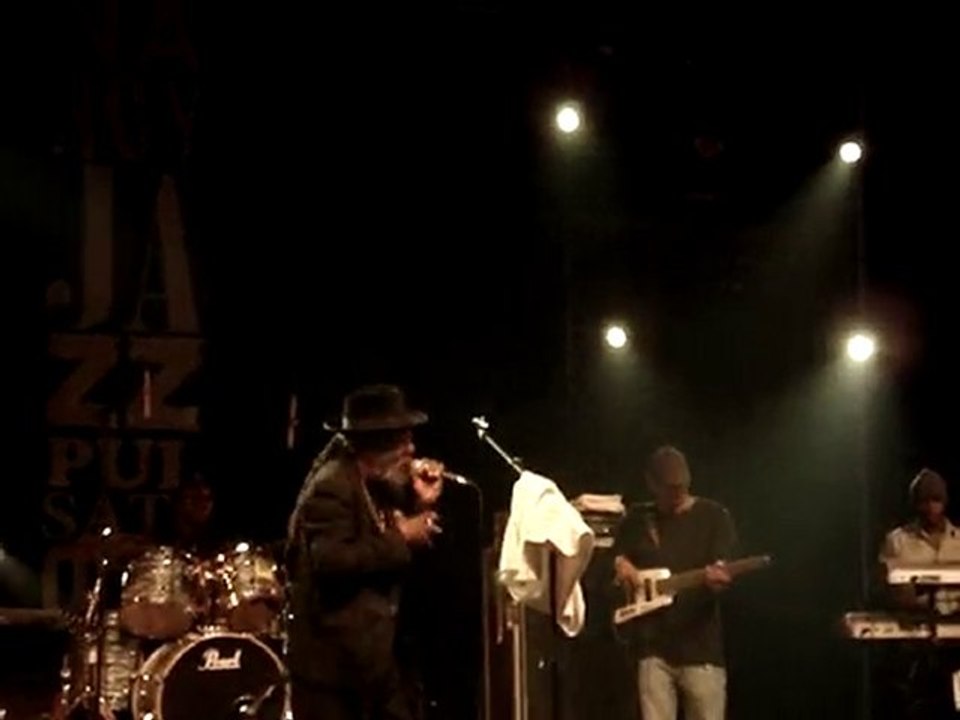 Quand U-Roy revisite Amen