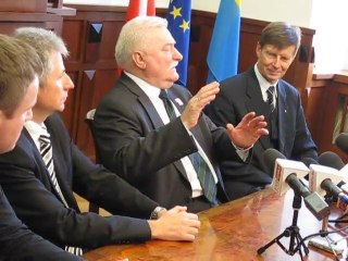Lech Walesa w Opolu cz3