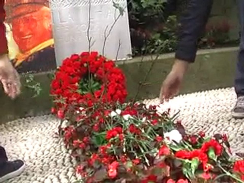 TGB  ATTİLA İLHAN'I MEZARI BAŞINDA ANDI!