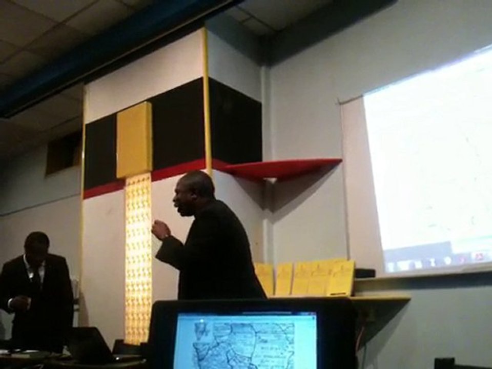 ÉGYPTOLOGIE ET NÉGROPHOBIE , Intervention du Pr BILOLO  3/3