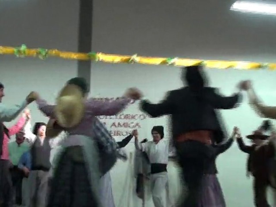 RANCHO FOLCLÓRICO LUZ DOS CANDEEIROS ARRIMAL