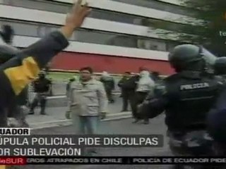 Cúpula policial de Ecuador pide disculpas por sublevación
