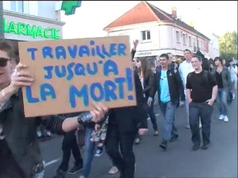 LE CREUSOT : Les Lycéens contre la réforme des retraites