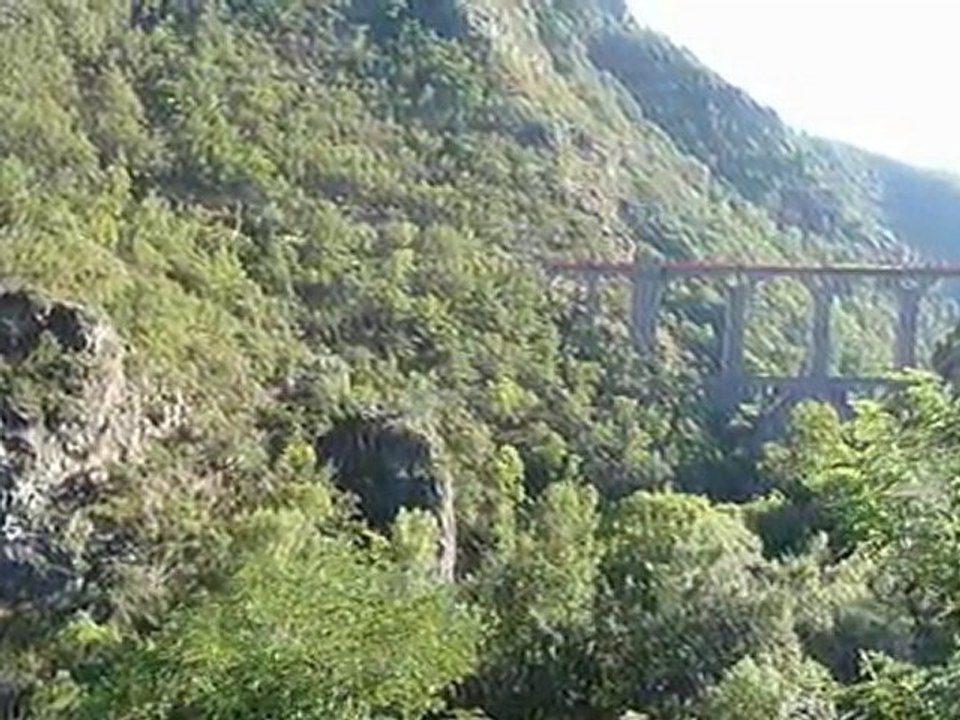 Ballade à Saint-Thomas le train jaune