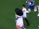 プロ野球 2010年／榮倉奈々さんの始球式