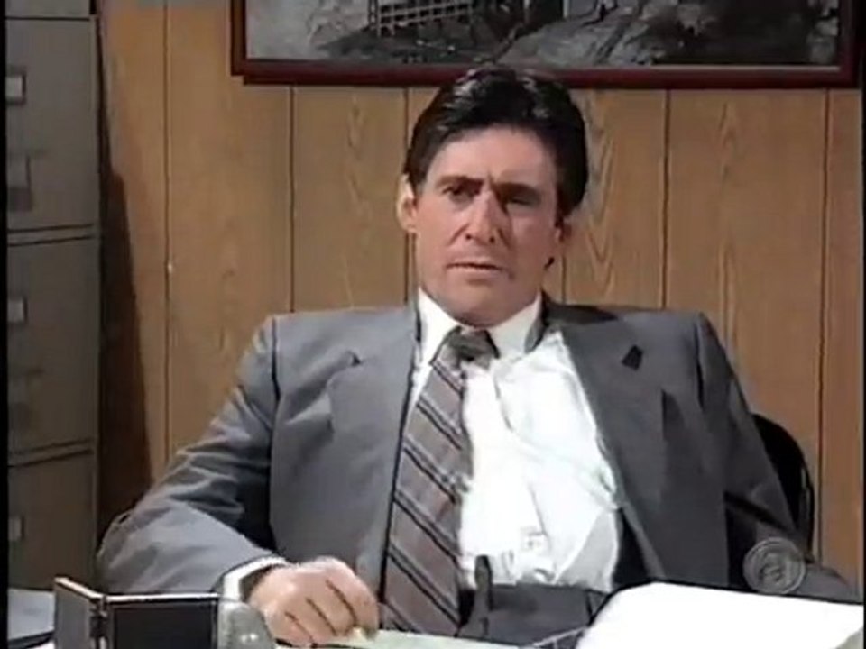 Gabriel Byrne on Saturday Night Live - Rikers Island