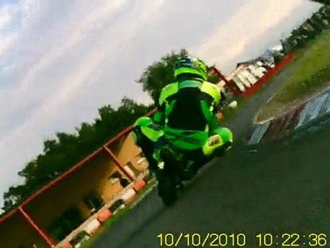 COURSE UFOLEP MINI MOTO A USSEAU LE 10/10/2010 par Sébo