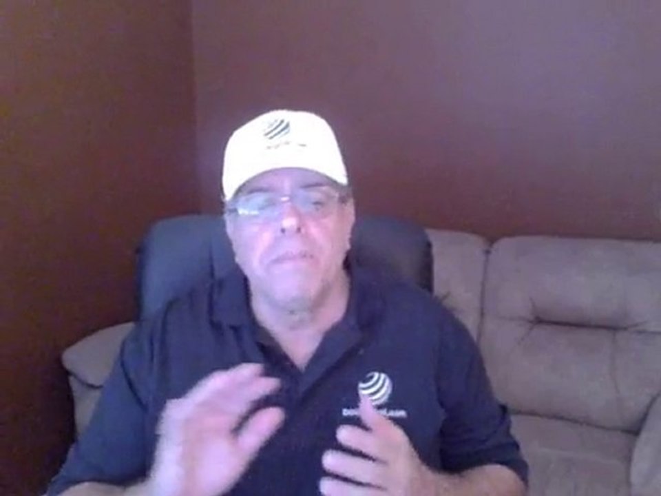 Columbia 300 Pure Physics Bowling Ball