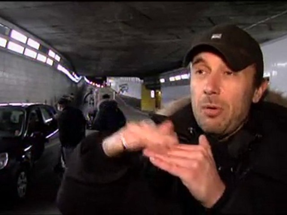 A BOUT PORTANT de FRED CAVAYE ( making of ) TETE A CLAPS