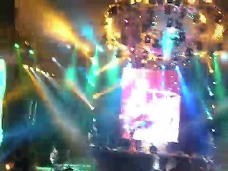 Guns N' Roses: Paradise City