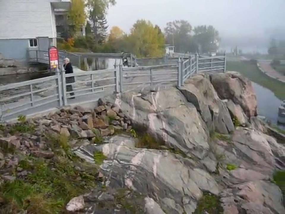 v033- La petite maison blanche