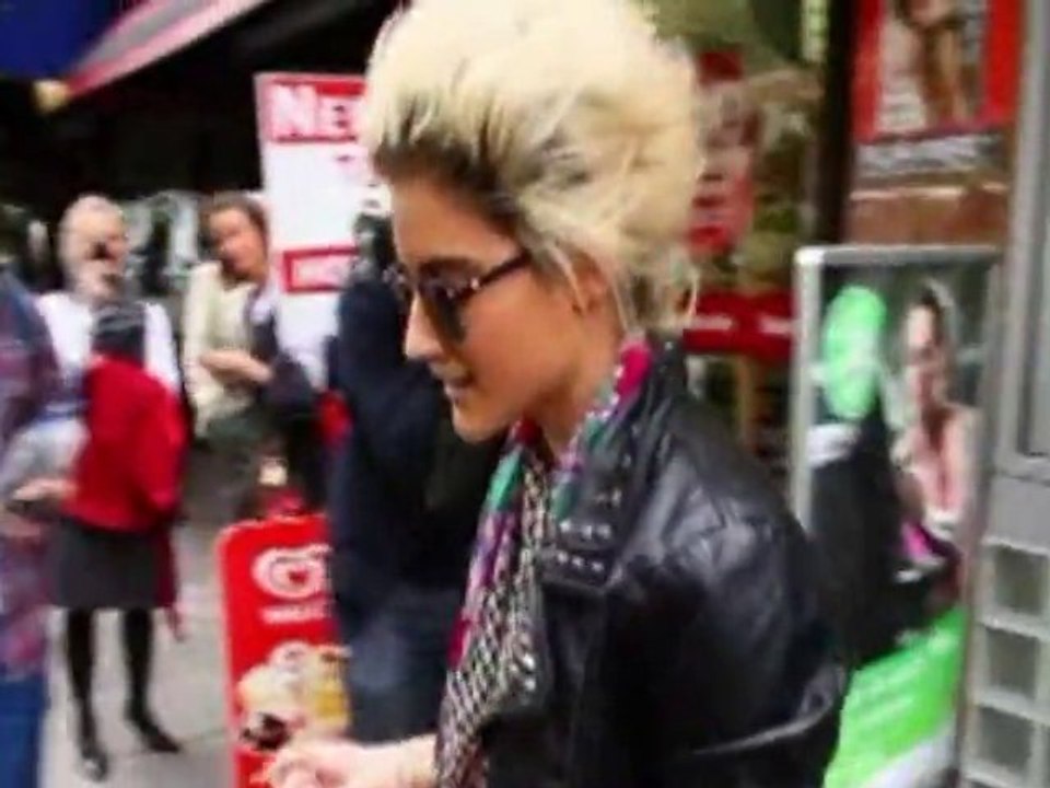 SNTV - Cheryl Cole too popular?