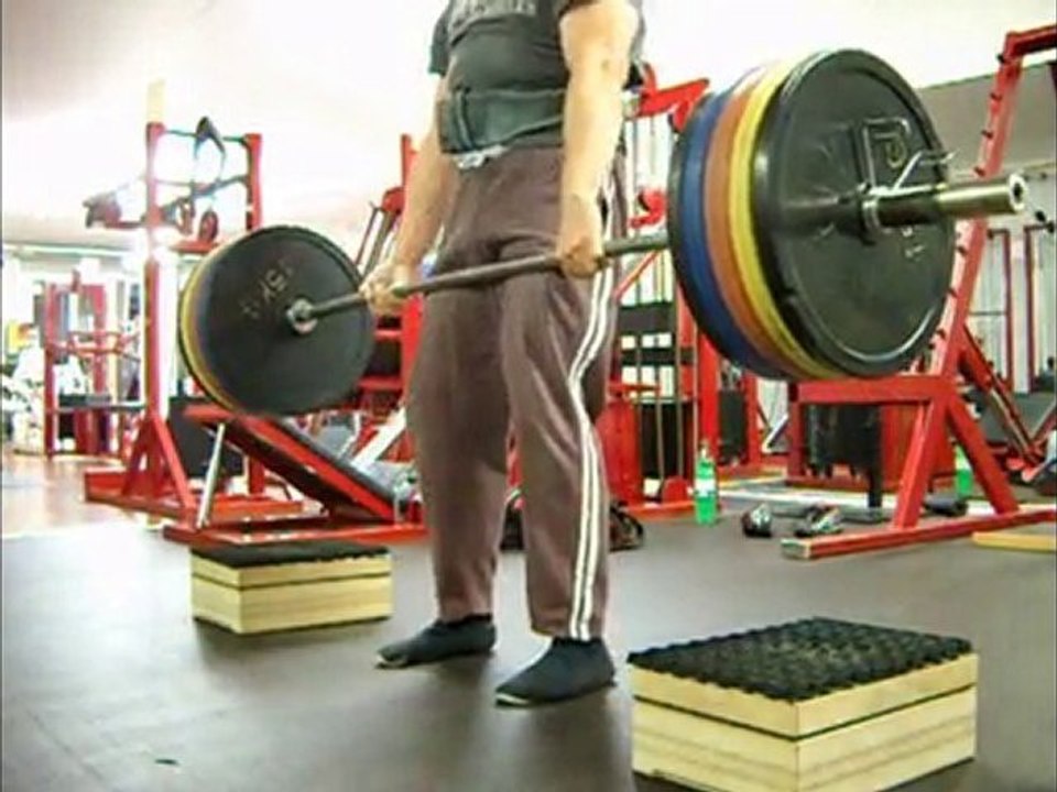 Deadlift 1x200kg von Blocks 3. Satz