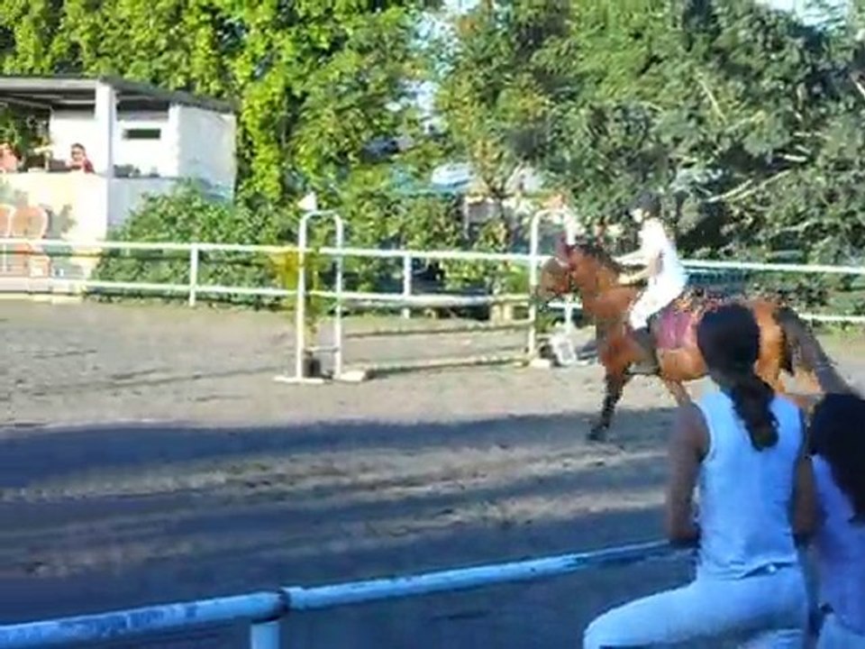 03.10.10 - club 2 GP - Emilie Perrin