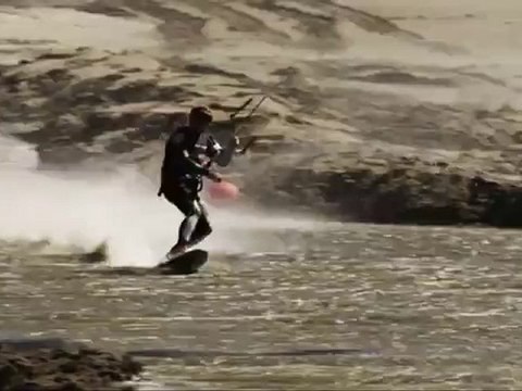 Alex Cazergues : 54,10 noeuds - record du monde absolu