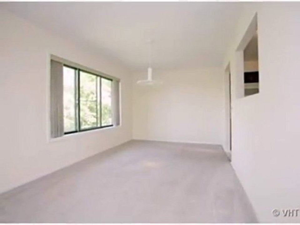 Homes for Sale - 301 Lake Hinsdale Dr - Willowbrook, IL 6052