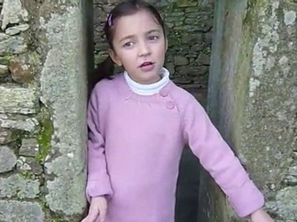 21. Xulia [Eu Falo - A navalla Suiza]