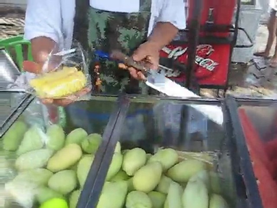 สับปะรด  sap bpa roht  pineapple