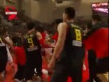 バスケットボールの試合で暴れる中国人