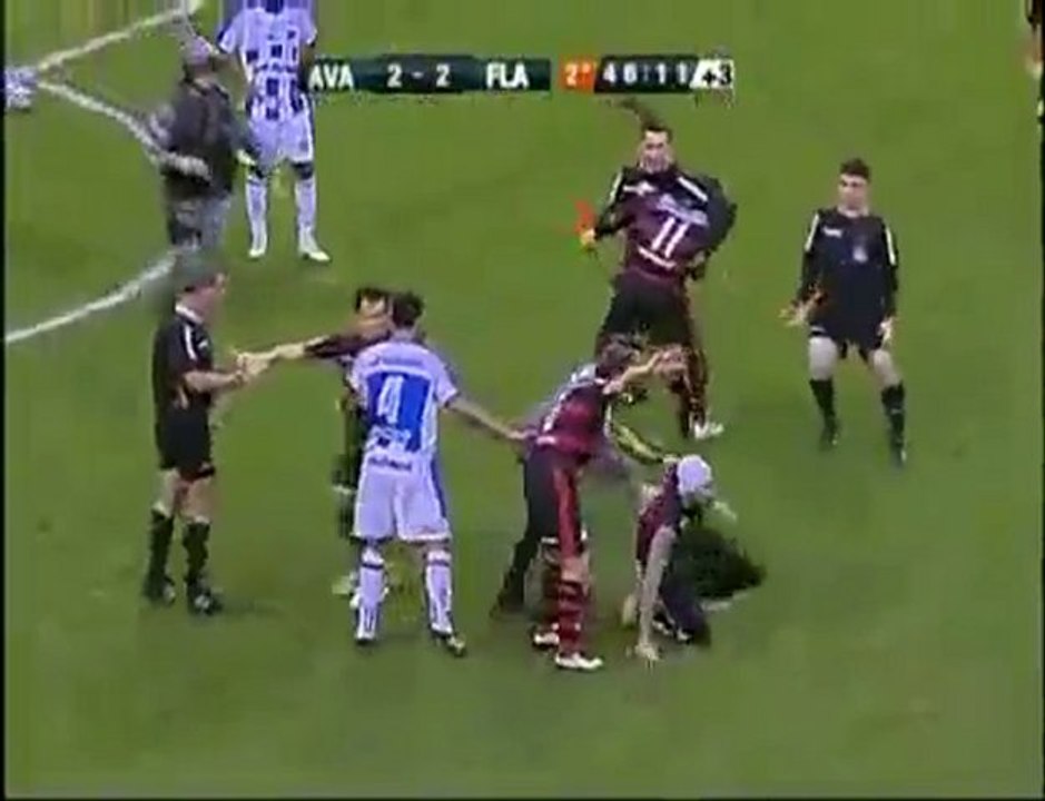 Flamengo: l'invasore di campo