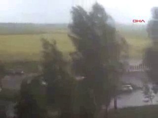 Videolu Haber   Hortum otomobili böyle uçurdu