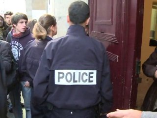 Retraites: des lycéens grévistes dénoncent des heurts avec la police