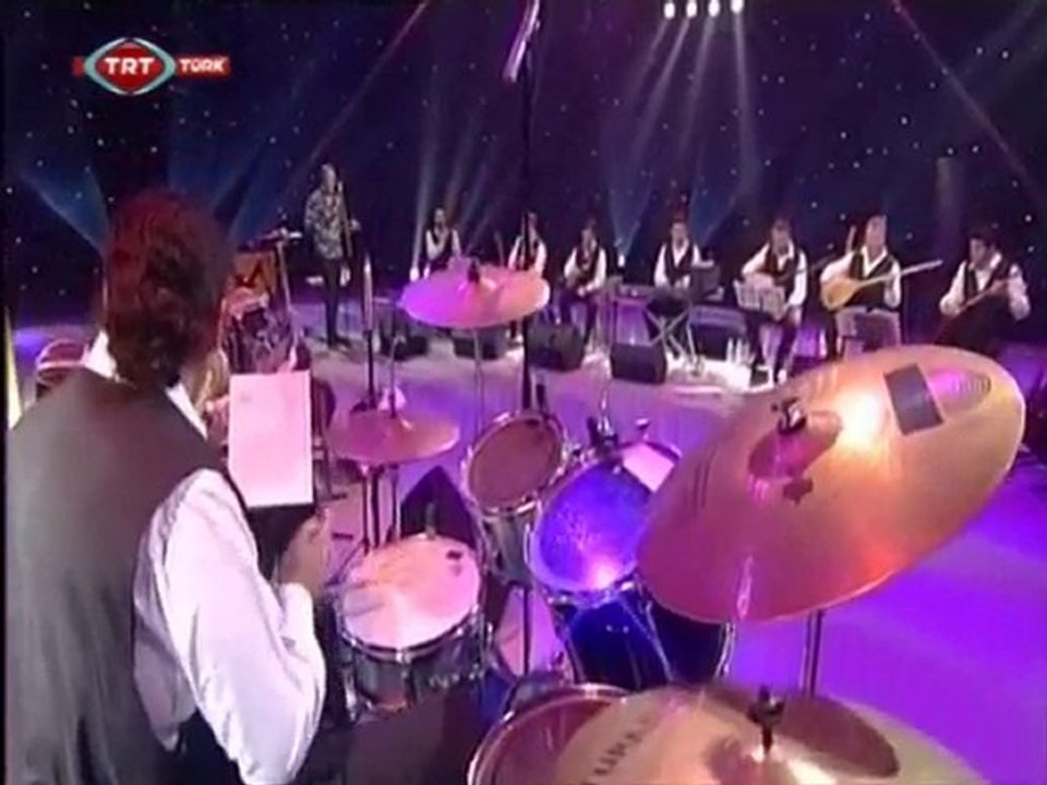 Sümer Ezgü  Şeker Almaya Geldim Yediveren   TRT