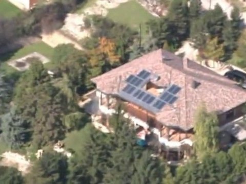 SNTV - Exklusiv: Angelina und Brad am Set