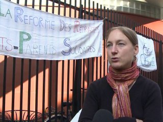 Retraites: des parents occupent une école à Paris