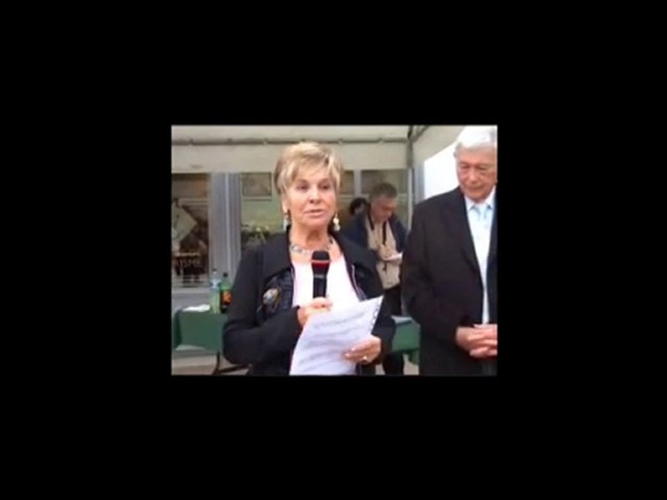 Remise de la Médaille du Tourisme à Marie-Jo Degois-Guttiere