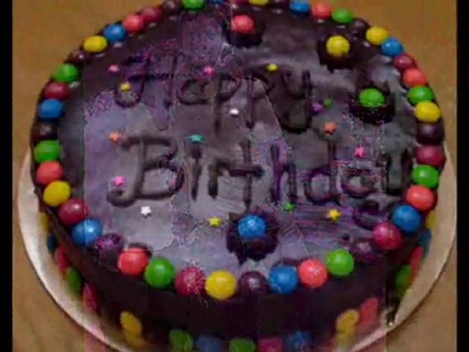 Fanlarindan Tarkan'a dogumgunu mesajlari