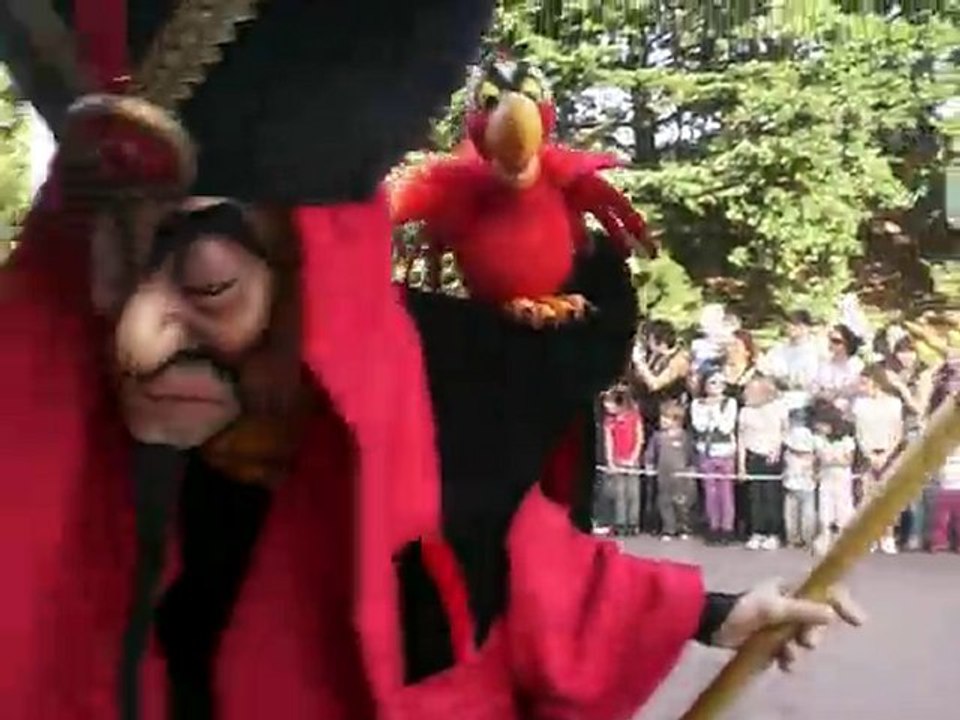 Vasile Sirli "It"s Halloween-Lo-Ween" parade