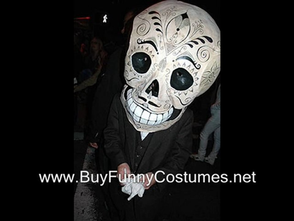 halloween constume warehouse
