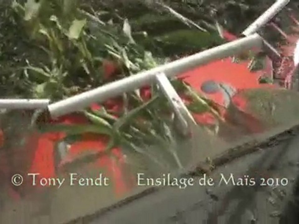 Ensilage De Maïs 2010 Séquence N°1 Par Tony Fendt