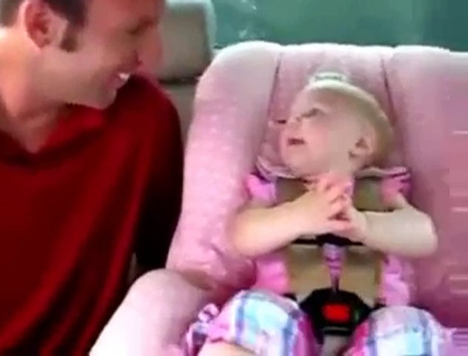 Sarışın geveze kız...