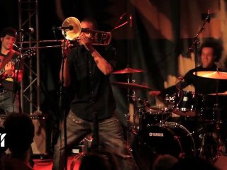 Troy "Trombone Shorty" Andrews & Orleans Avenue en live