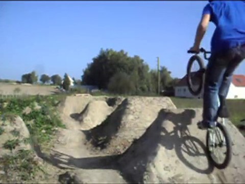 session trail street