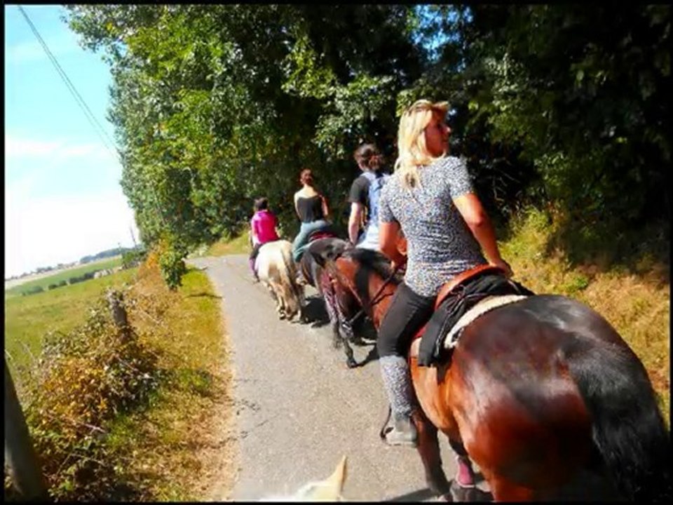 2ans a précent . Moon chewal , Moon rêve , Moon Toout .  =)