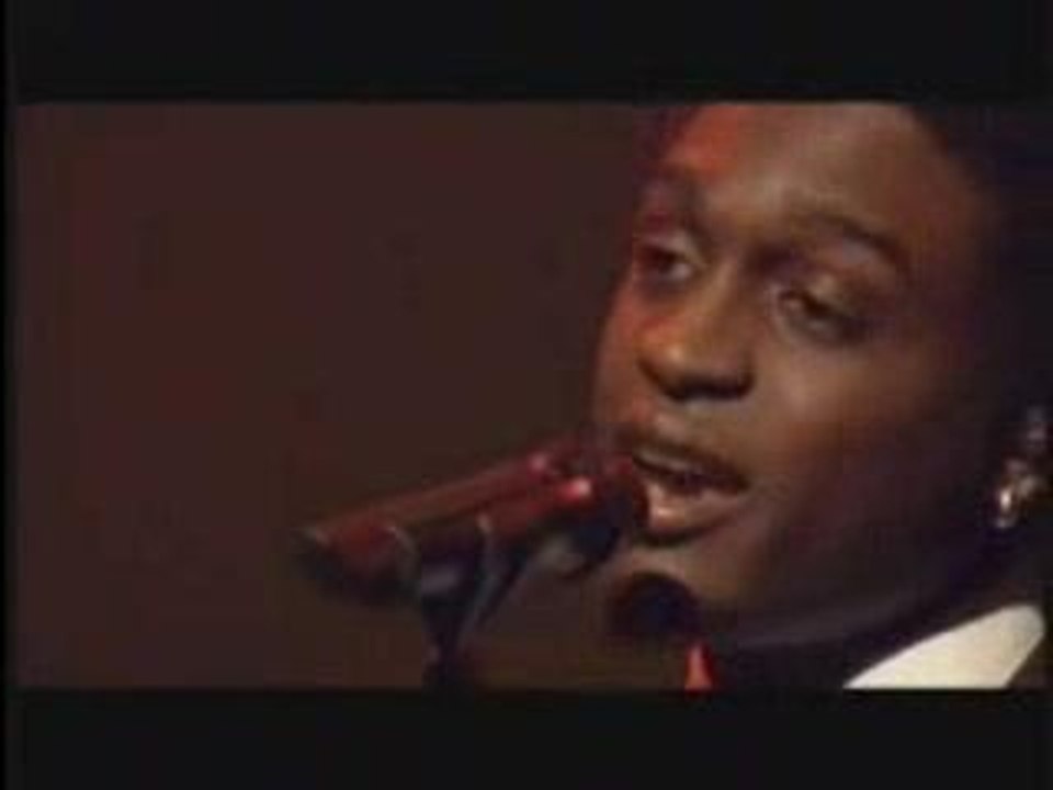 Corneille - Redemption song (live)