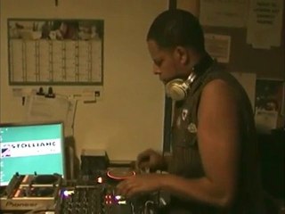 DJ MIKE TONN ON AIR HOUSE MIX PARADISE