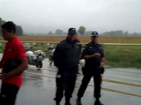 RED PLANET- Άφιξη του Ολυμπιακού στο γήπεδο (2)