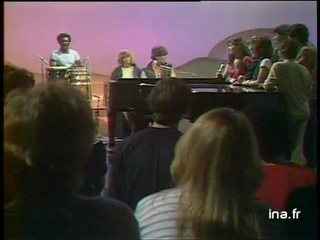 Jacques Higelin "Hold Tight"