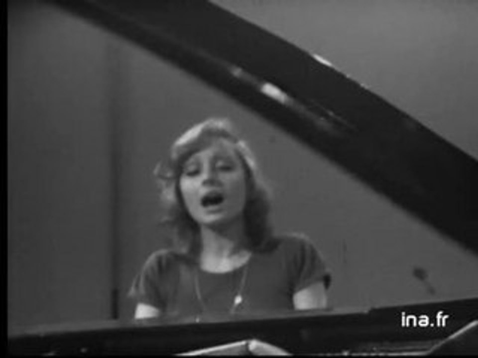 Véronique Sanson "Besoin de personne"