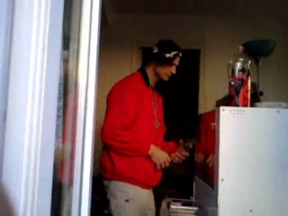 Romuald qui se prend pour un rappeur^^