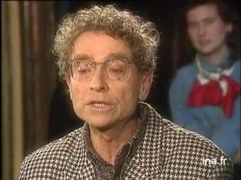 Darry Cowl à propos de son bégaiement