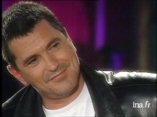 Jeu : info ou intox ? La carte de séjour à points pour les immigrés