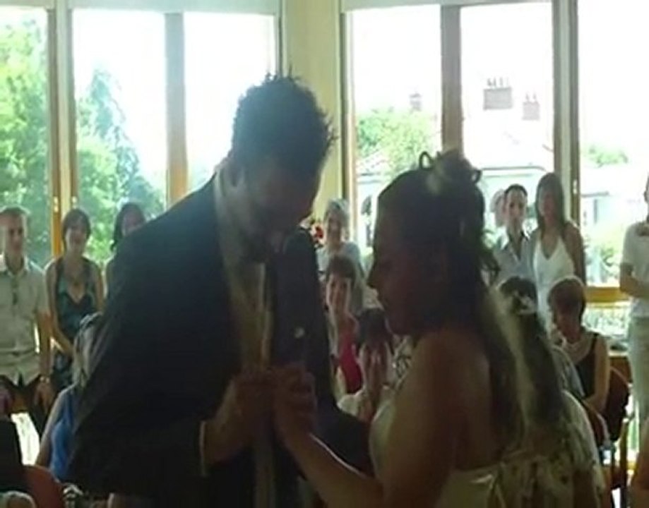 Mariage Cora et Goran,La bague aux doigts